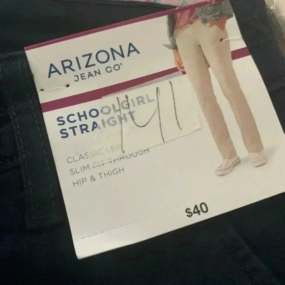 Arizona-jeans co. Women’s schoolgirl Straight Jeans Size 5A - Picture 6 of 8